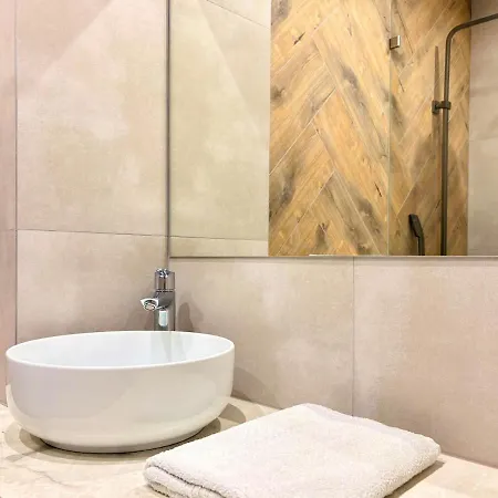 Apartment Ostrowek 12